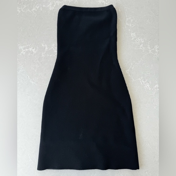 Aritzia Babaton Sculpt Knit Tube Dress - Picture 1 of 3